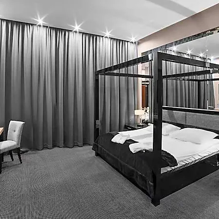 Hotell Focus Premium 4*