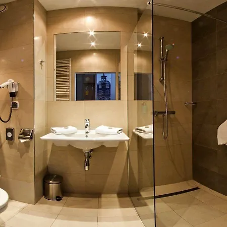 Focus Premium 4*