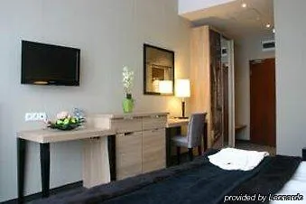 Focus Premium 4*